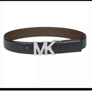 NWT Michael Kors signature reversible belt